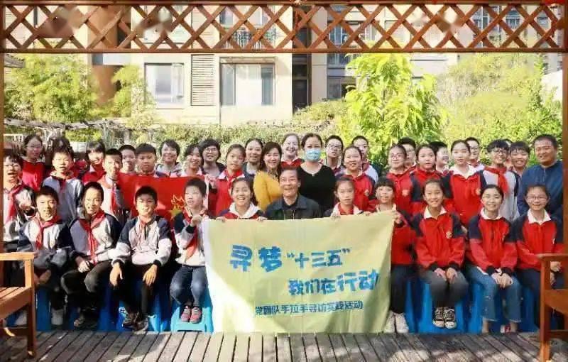 排队时遇到有人插队你会怎么做?-专注问答,解决你的问题